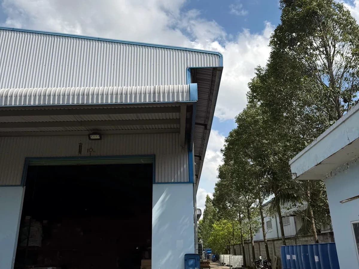 Workshop exterior at the CSA factory